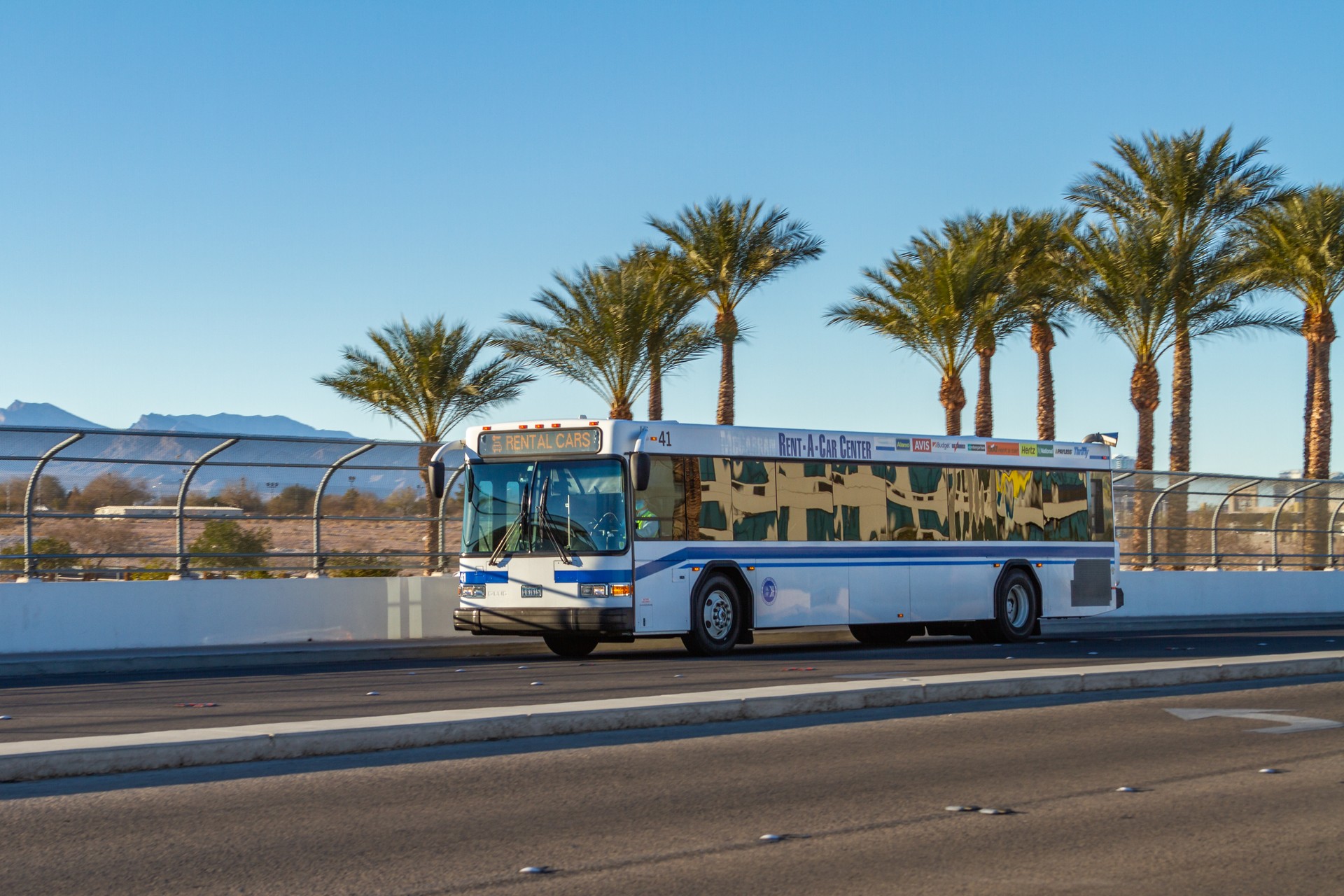 Car rental airport bus shuttle in Las Vegas